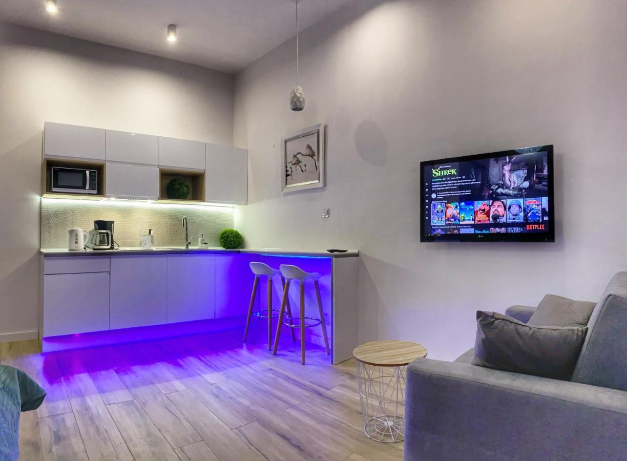 Apartament Bialy Z Jacuzzi Krakow Exterior photo